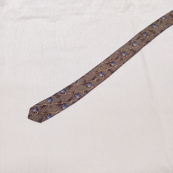 VTG Christian Dior Tie 100% Silk Gold Blue Pattern Made in Canada - Picture 6 of 10